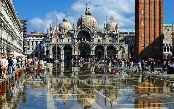 italy-venice-st-marks-basilica-and-square-5